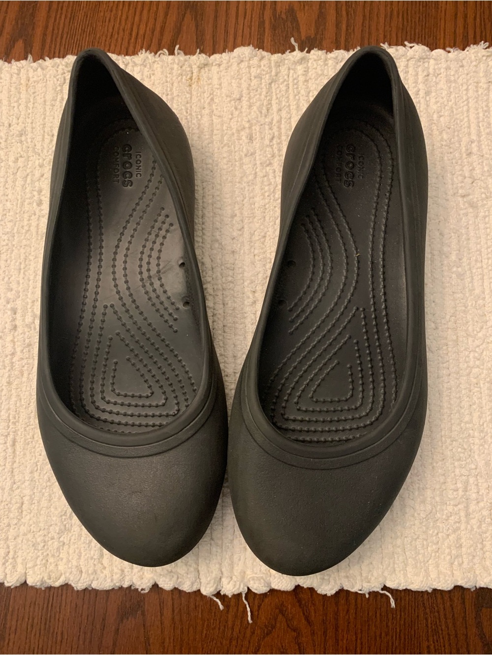 CROCS Women's Black Slip-On Ballet Flats
